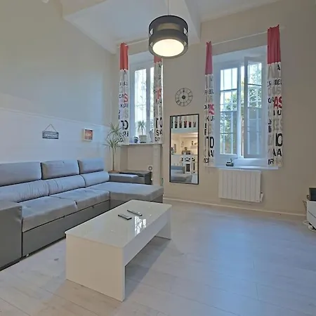 « Le Vieux Lyon » 45 M2 Tt Equipe Clim * Lyon